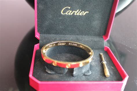 Cartier Love Bracelet Ol3688 | Love Is All Around Us