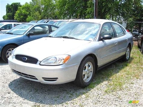 Silver Frost Metallic Ford Taurus Se Photo Gtcarlot