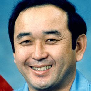 Ellison Onizuka - Trivia, Family, Bio | Famous Birthdays