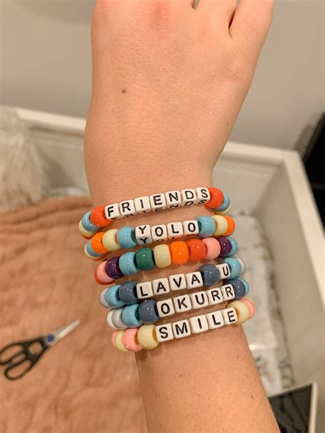 Pin By Ktpidddo On V S C O Friendship Bracelets With Beads Rave