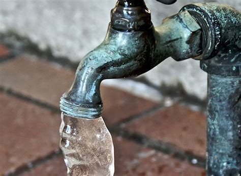 Prevent Your Pipes From Bursting During A Freeze How Many Faucets