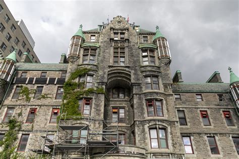 Former Royal Victoria Hospital One More Step Towards The New Wig