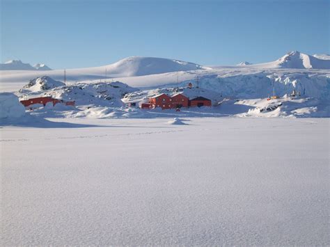 ملف San Martín Base Antarctica المعرفة