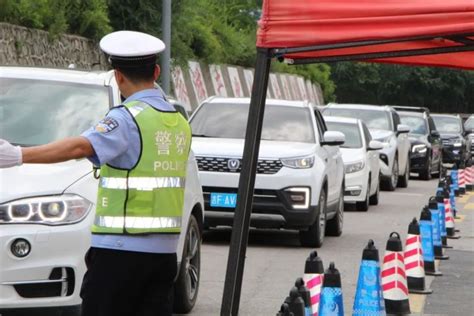 【夏季行动·平安护航】抚顺交警清原县大队多措并举，解锁景区平安风“警”线！腾讯新闻