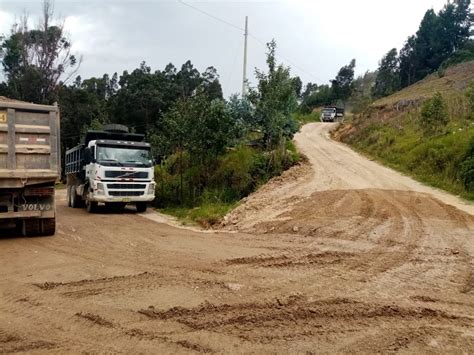 Fondo Social La Granja Realiza El Mantenimiento Vial En El Distrito De Querocoto Asociación