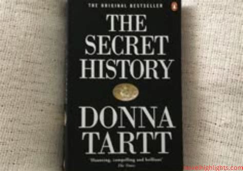 The Secret History: A Dark and Captivating Novel by Donna Tartt