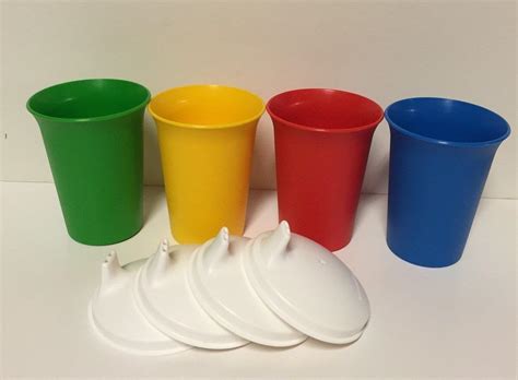 These plastic Tupperware cups and safety lids. : r/nostalgia