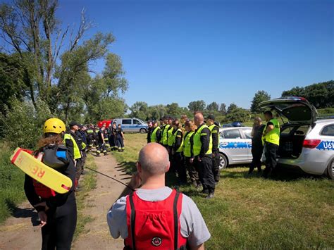 Zaginął Adrian W Szuka go rodzina z policją AKTUALIZACJA OSTROW24