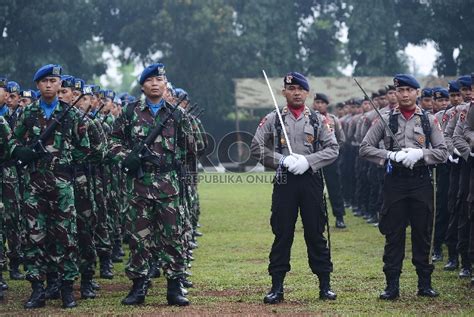 Upacara Bersama TNI Polri Satpol PP Republika Online