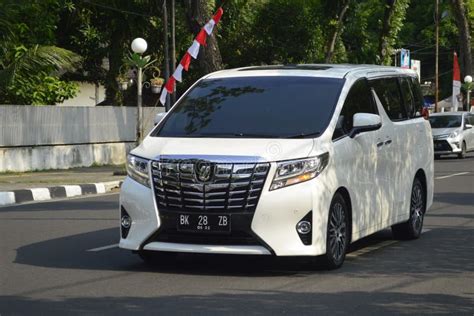 2016 Toyota Alphard Type G Editorial Stock Image Image Of North