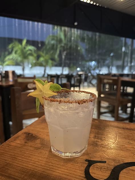 Tequila vs. Mezcal: Flavor Profiles and Recipies (4/4)