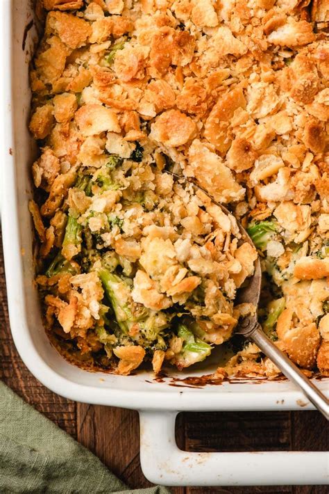 Cheesy Broccoli Casserole With Ritz Crackers Neighborfood