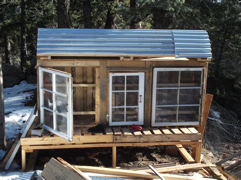 Diy Chicken Coop Pallets And Windows Chicken Coop Pallets Diy Chicken