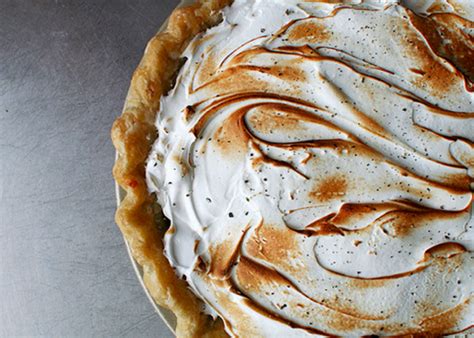 Black Pepper And Grapefruit Meringue Pie Recipe