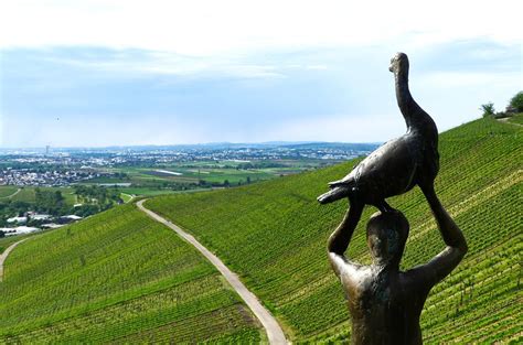 Der Skulpturenpfad in Strümpfelbach bei Weinstadt