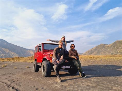 Surabaya Mount Bromo Sunrise Day Group Tour