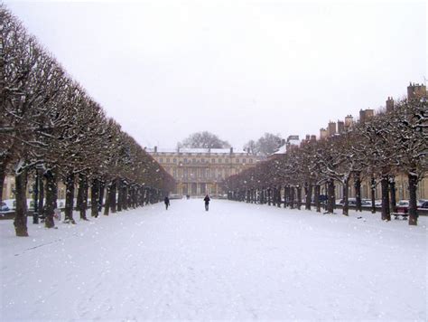 Does it snow in France? Everything you need to know! - French Moments