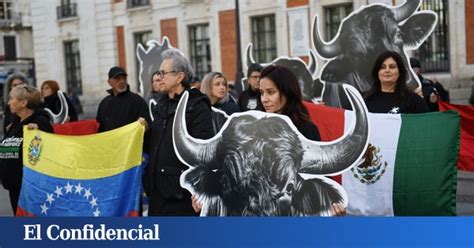 Los Antitaurinos Exigen En Madrid El Fin De La Tauromaquia Urtasun