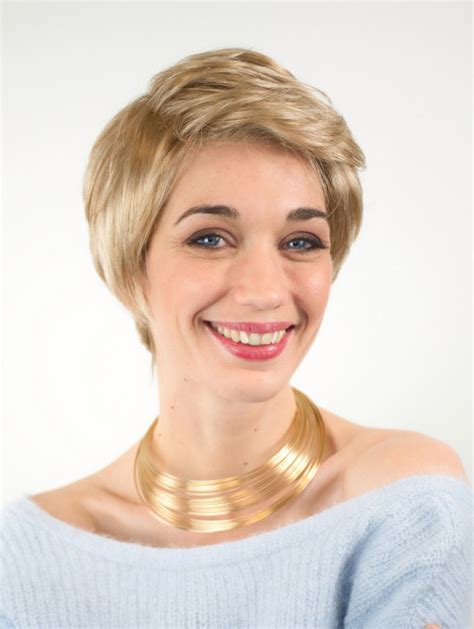 Straight Blonde Boycuts No Fuss Synthetic Short Lace Wigs