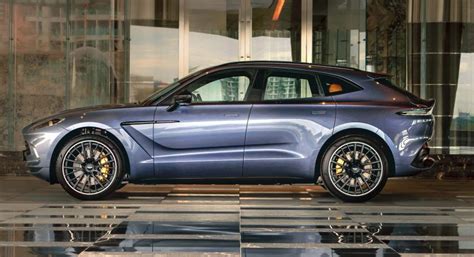 全马仅此一台Aston Martin DBX The One Edition 登场独特 Concours Blue 冰灰蓝配色税前售