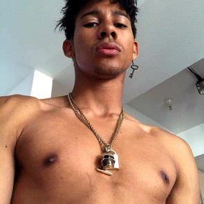 Keiynan Lonsdale Nude Leaked Pics Jerking Off Porn Team Celeb