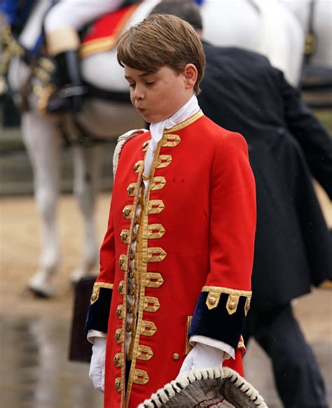 Foto Pr Ncipe George Agradou O Av Rei Charles Iii Por Seu