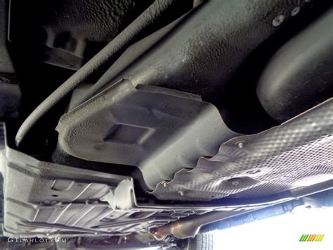 2008 Toyota Highlander Sport Undercarriage Photos | GTCarLot.com