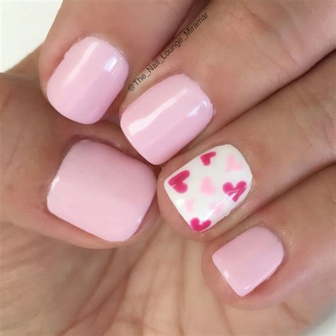 Pink Hearts Nail Art Design Valentine S Day Nail Designs Acrylic Nail