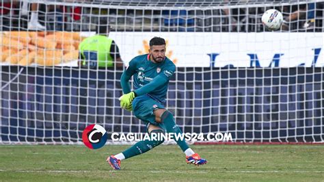 Sherri GIOIOSO Dopo L Esordio E La Vittoria Il Portiere Del Cagliari