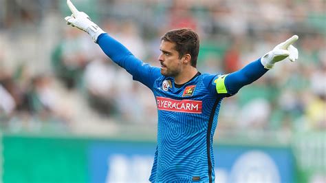 Rum Nien Ex Admira Keeper Leitner Findet Neuen Klub