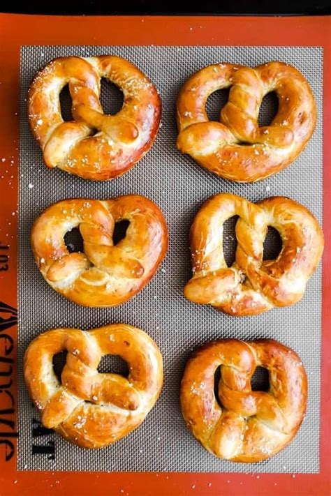 Homemade German Soft Pretzels Recipe Savory Nothings