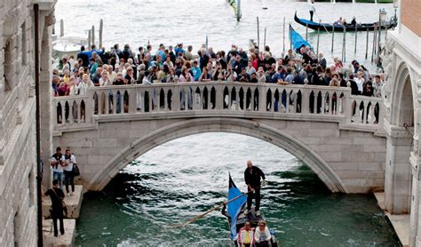 Venice Bans Large Tourist Groups To Preserve Its Charm