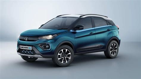 Tata Nexon Ev Max All New Features Discussed In Detail Ht Auto