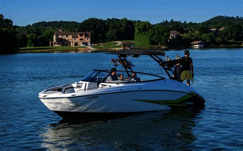 2019 Yamaha Ar240 Photo Gallery The Boat Guide