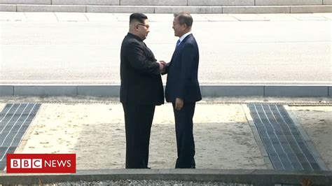 O Momento Do Encontro Histórico Entre Os Líderes Das Duas Coreias Bbc