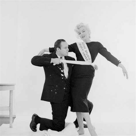 Holding A Big Ticket To Fame Marlon Brando And Marilyn Monroe In 1955