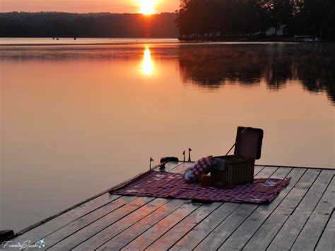 Breakfast Picnic On Lake Oconee At Sunrise Fanningsparks Breakfast