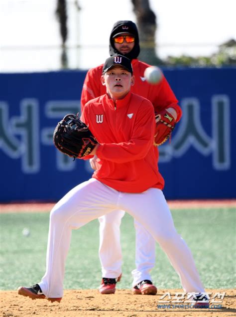 전국 최고 파워 타구속도 164㎞→2군 홈런왕→데뷔 첫 콜업 제2 스포츠조선