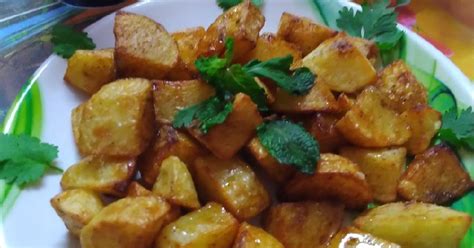 Crispy potato chat Recipe by Sonika Gupta - Cookpad