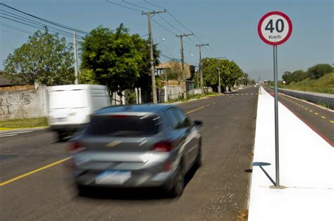 Renovada Rua Curitiba Tem Servido Para Rachas De Carros E Motos