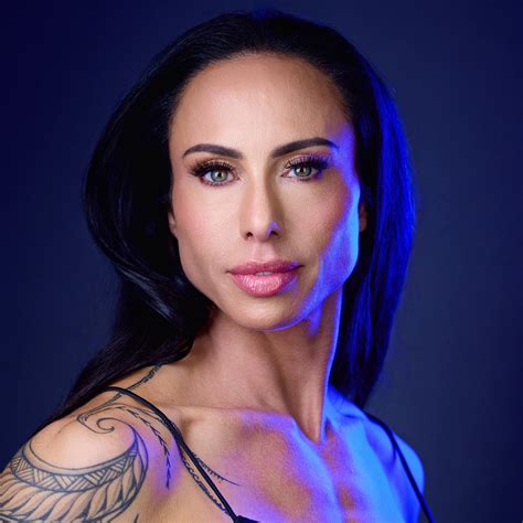 Dr Gabrielle Lyon
