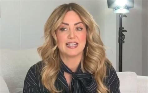 Andrea Legarreta Rompió En Llanto Al Recordar Un Momento De Su Infancia Video La Verdad Noticias