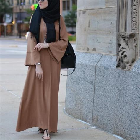 Inayah Islamic Clothing And Fashion Abayas Jilbabs Hijabs Jalabiyas