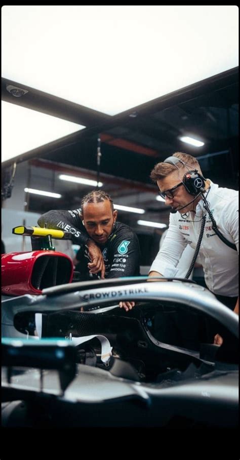 Lewis Hamilton Bono Singapore Gp Race Wekend Peter Bonington F