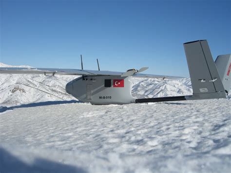 Turkish Bayraktar Hand Launched Drone | Pakistan Military Review