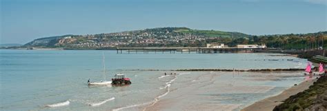 Rhos-on-Sea Accommodation by the Sea | Beach Holidays