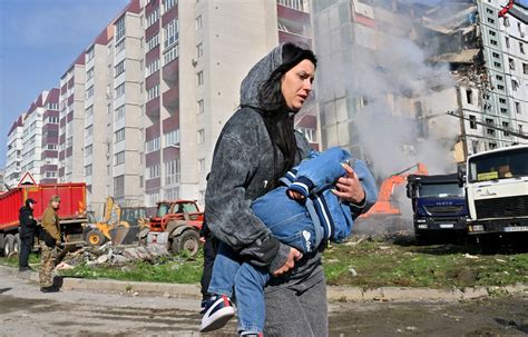 Guerre en Ukraine Les frappes aériennes de Moscou font des ravages