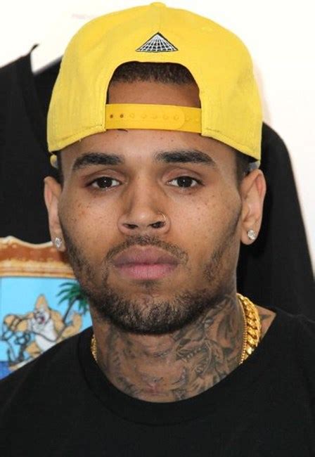 Chris Brown Sai Da Pris O A Ferver Vidas