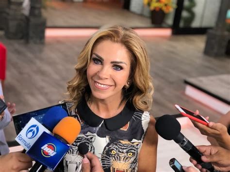 Rocío Sánchez Azuara confesó el secreto de su famosa foto en bikini Infobae