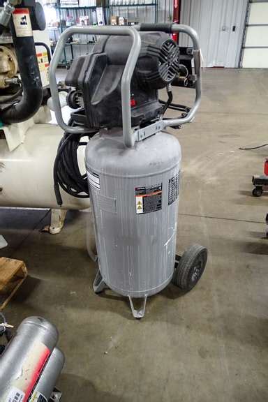 Fortress Portable Vertical Air Compressor 27 Gallon 200 Psi Roller Auctions